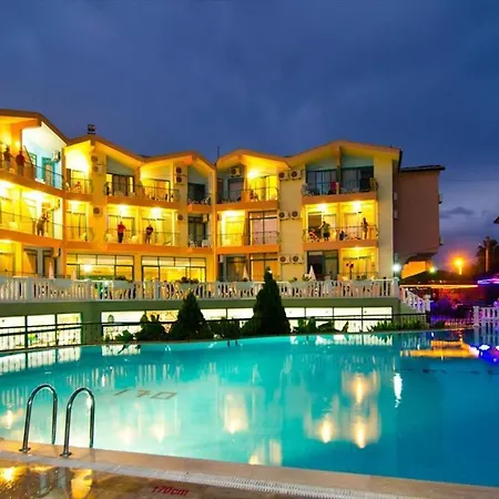 Ces Park Hotel Side
