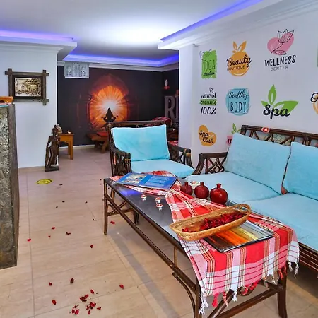 Ces Park Hotel Side 4*