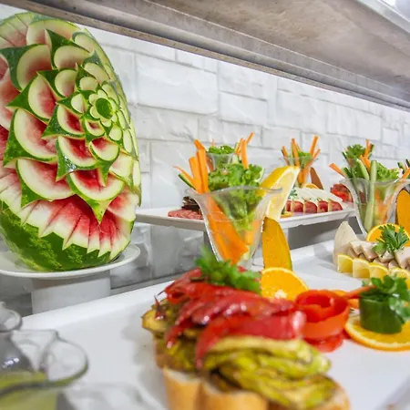 فندق Ces Park Hotel Side 4*